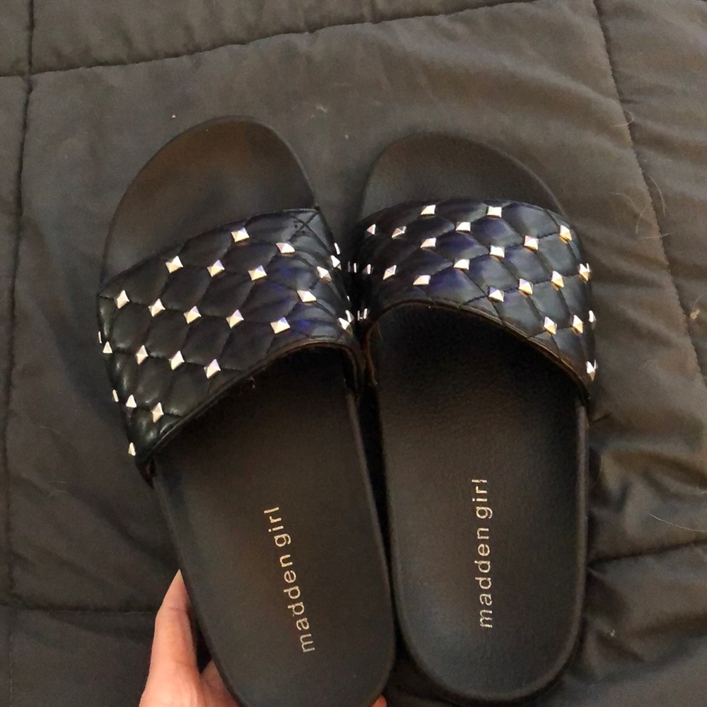 black slide sandals